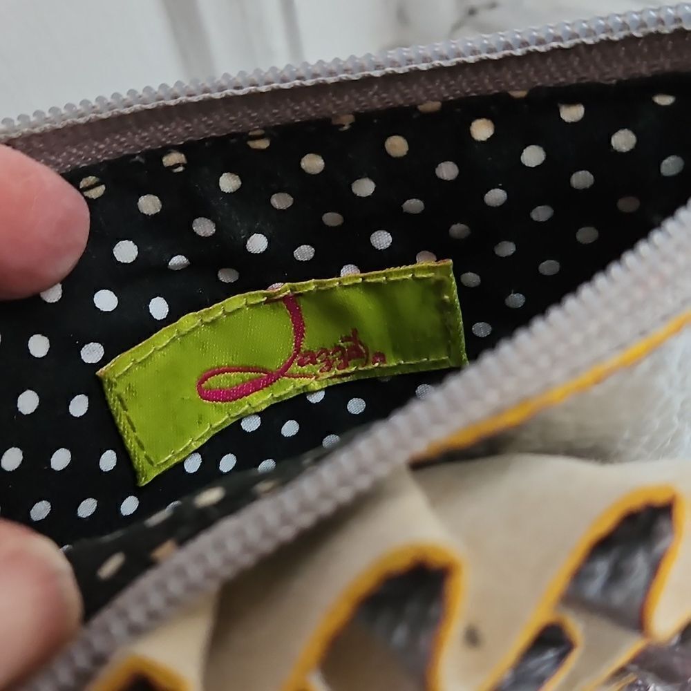 Jazzd Silver and Gold wristlet with flower - Picture 5 of 7